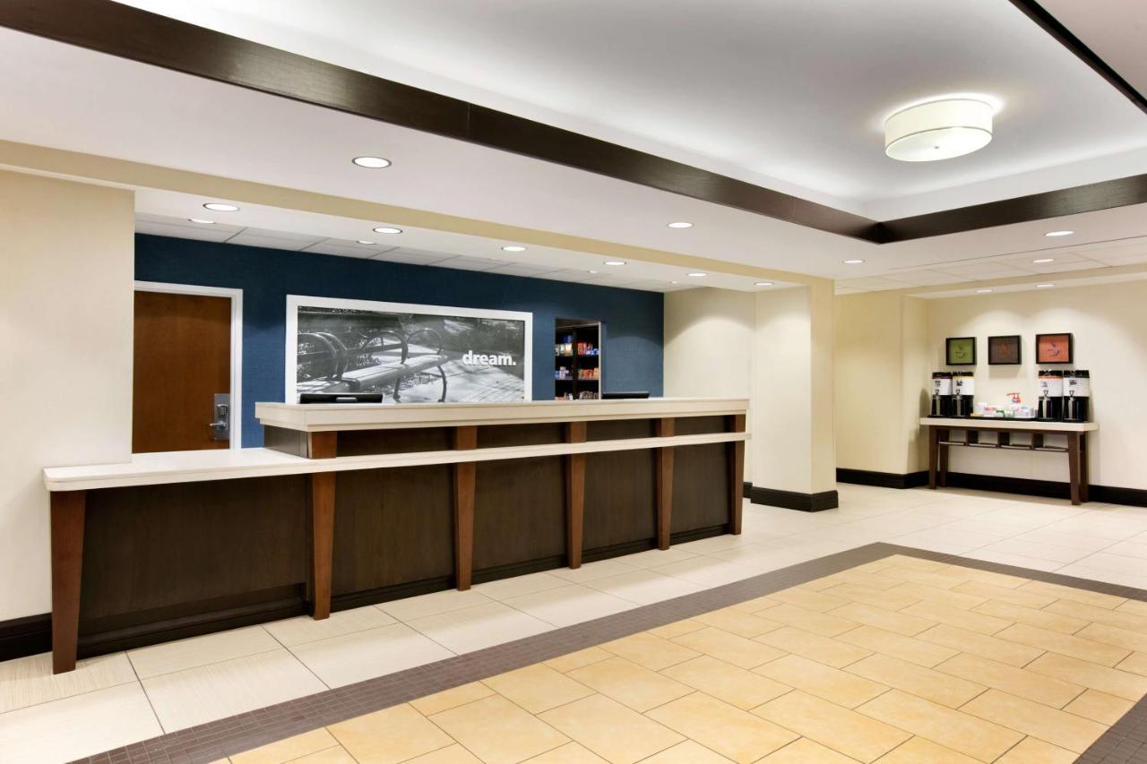 Hampton Inn & Suites Mahwah Εξωτερικό φωτογραφία