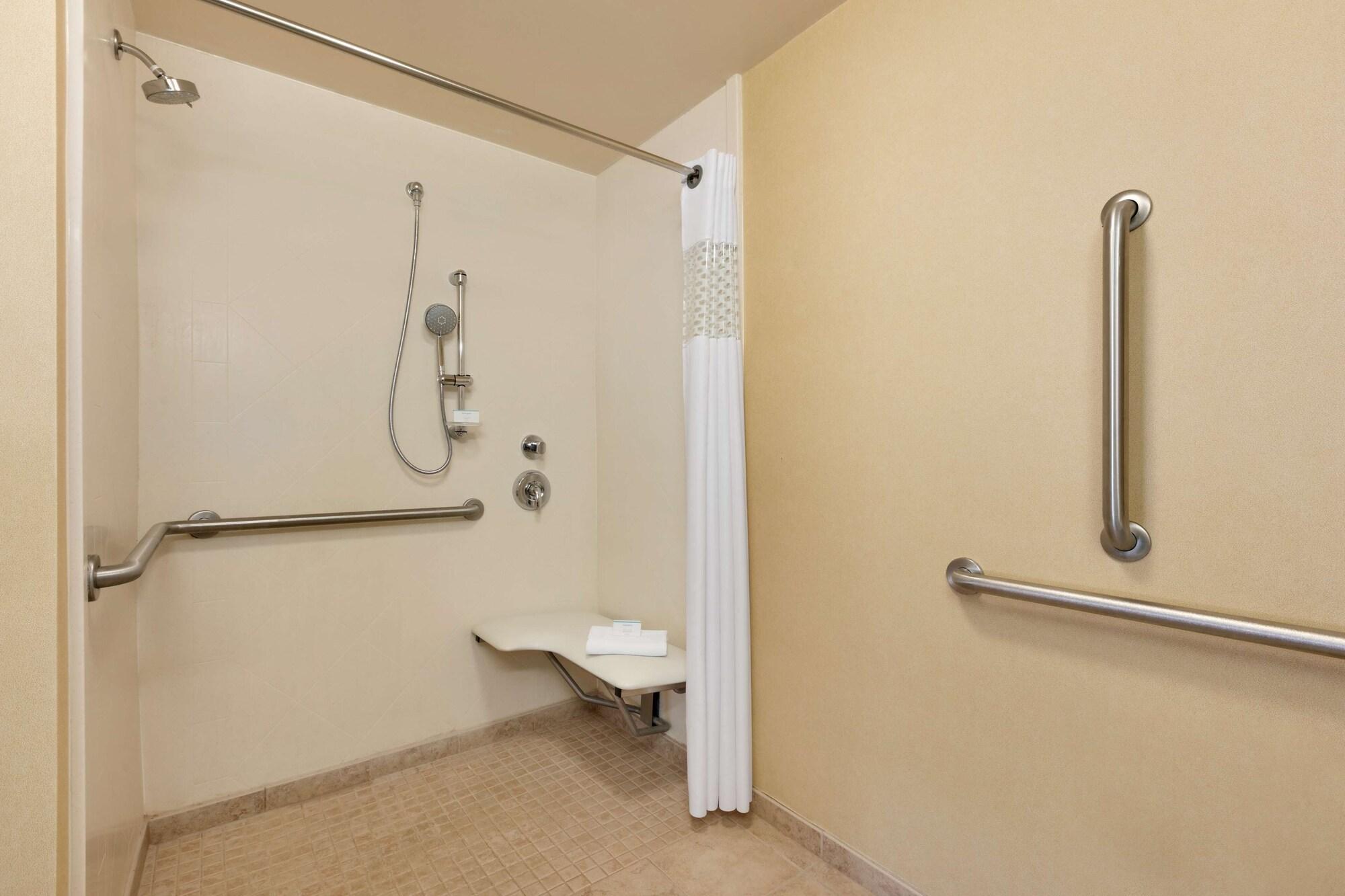 Hampton Inn & Suites Mahwah Εξωτερικό φωτογραφία