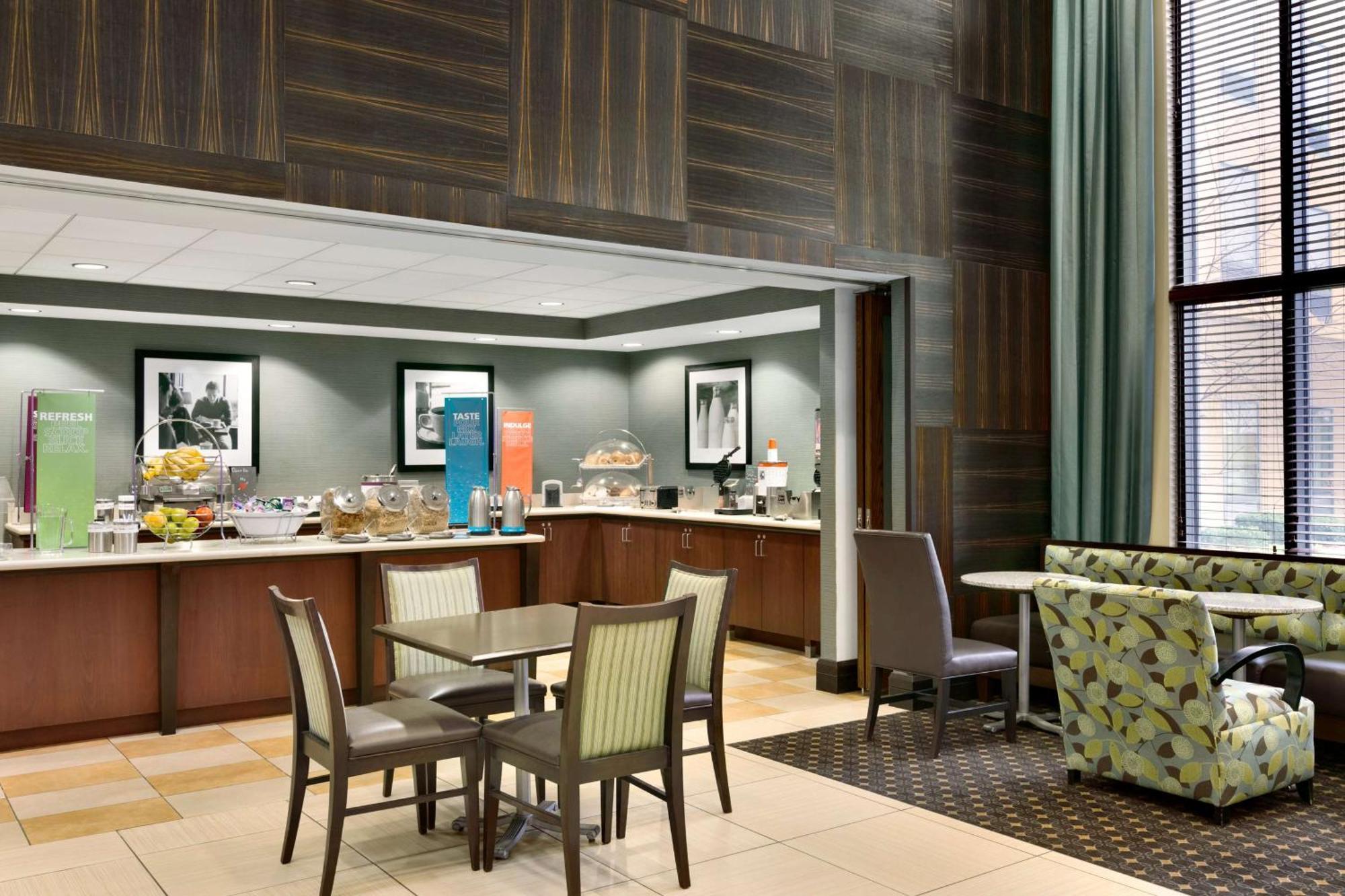 Hampton Inn & Suites Mahwah Εξωτερικό φωτογραφία